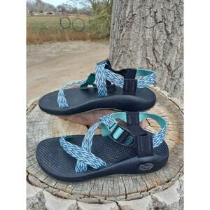 CHACO Women's 6 Sandals